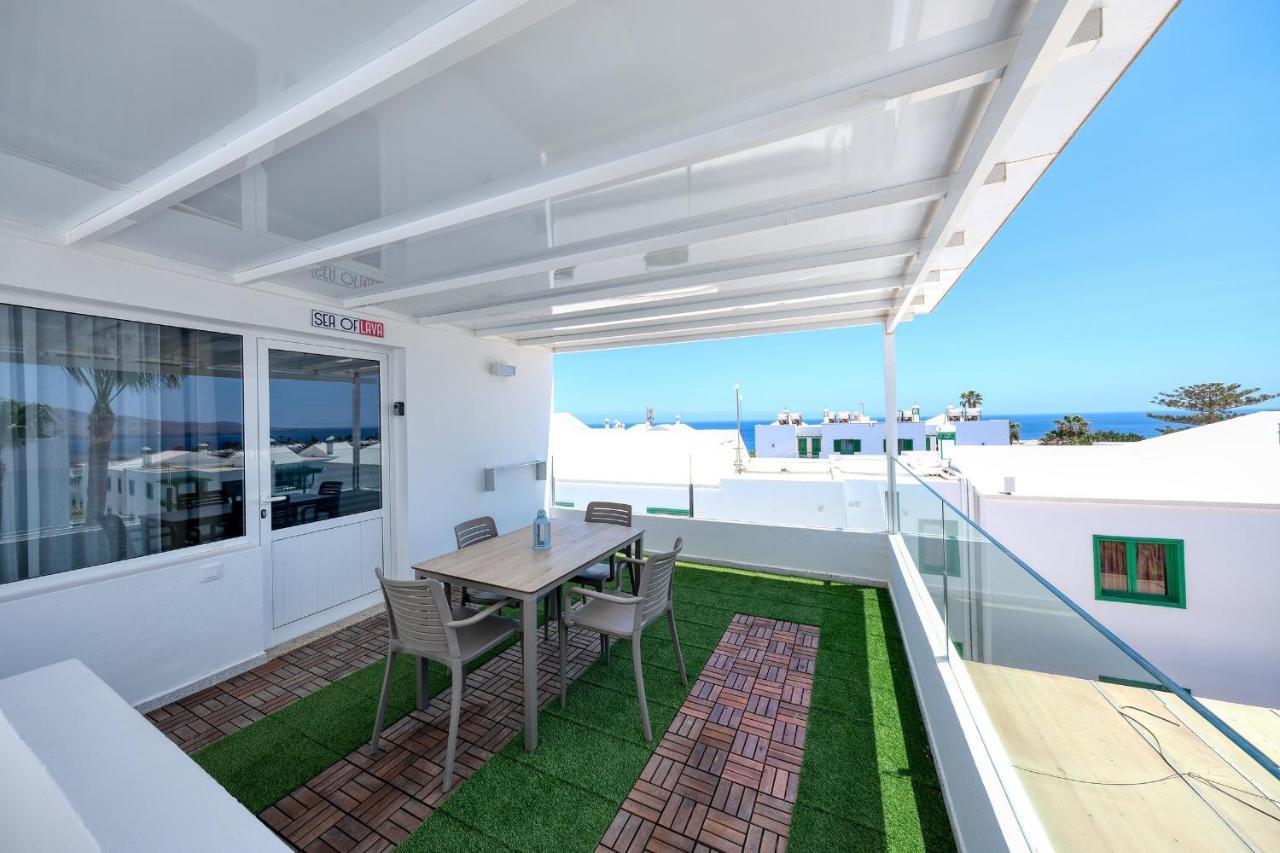 Villa Sea Of Lava- Sea View à Puerto del Carmen  Extérieur photo